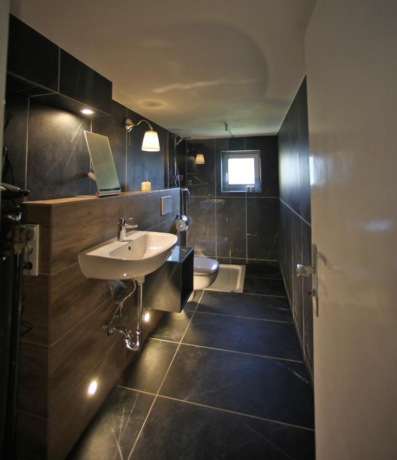 K House 5* Apartments Kaufungen Esterno foto